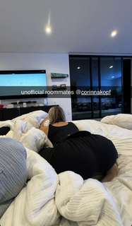 Corinna Kopf feet photo thumbnail