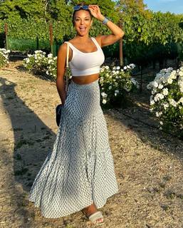 Eva LaRue feet photo thumbnail