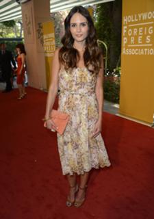 Jordana Brewster feet photo thumbnail