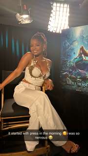 Halle Bailey feet photo thumbnail