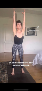 Shenae Grimes-Beech feet photo thumbnail