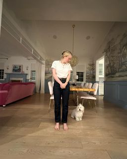 Dakota Fanning feet photo thumbnail