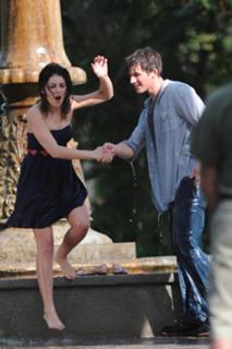 Shenae Grimes-Beech feet photo thumbnail