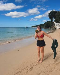 Kira Kosarin feet photo thumbnail