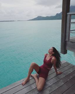 Sara Sampaio feet photo thumbnail