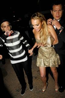 Lindsay Lohan feet photo thumbnail