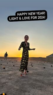 Sasha Alexander feet photo thumbnail