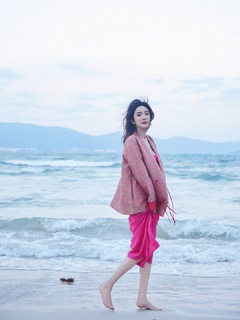 Mi Yang feet photo thumbnail