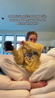 Rachel A. DeMita feet photo thumbnail