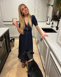 Jorgie Porter feet photo thumbnail