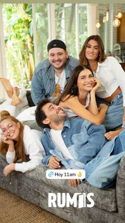 Zaira Nara feet photo thumbnail