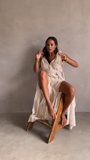 Dania Ramirez feet photo thumbnail