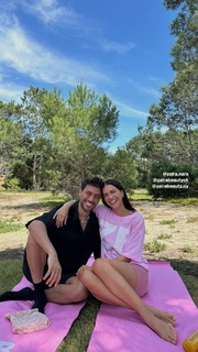 Zaira Nara feet photo thumbnail