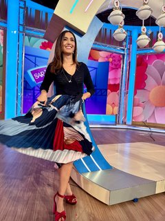 Caterina Balivo feet photo thumbnail