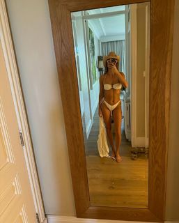 Millie Mackintosh feet photo thumbnail