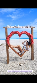 Veronica Maya feet photo thumbnail
