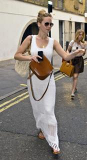 Jennifer Lawrence feet photo thumbnail