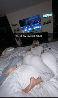 Corinna Kopf feet photo thumbnail