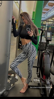 Cristina Buccino feet photo thumbnail