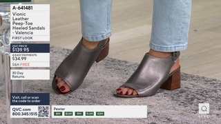Courtney Khondabi feet photo thumbnail