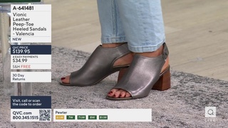 Courtney Khondabi feet photo thumbnail