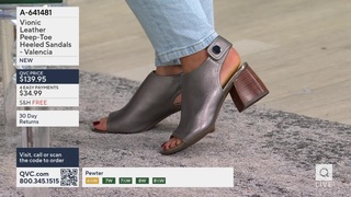 Courtney Khondabi feet photo thumbnail