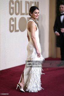 Keri Russell feet photo thumbnail