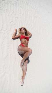 Jena Frumes feet photo thumbnail
