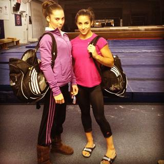 Aly Raisman feet photo thumbnail