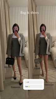 Iris Mittenaere feet photo thumbnail