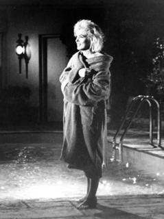 Marilyn Monroe feet photo thumbnail