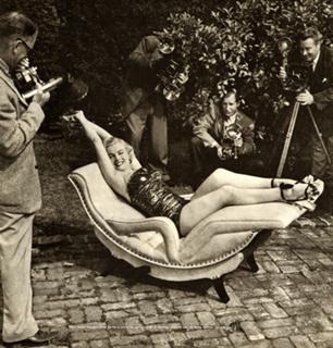 Marilyn Monroe feet photo thumbnail