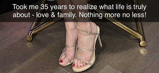 Chanel West Coast feet photo thumbnail