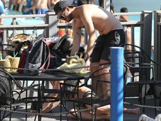 Katy Perry feet photo thumbnail