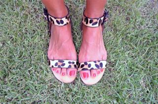 Paula Echevarría feet photo thumbnail