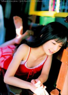 Yûko Ogura feet photo 1