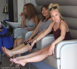 Jorgie Porter feet photo thumbnail