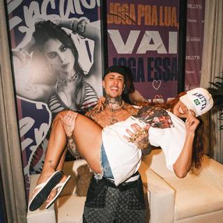 Anitta feet photo thumbnail