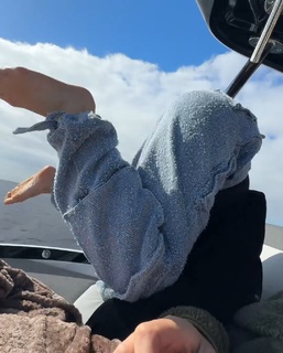 Lola Weippert feet photo thumbnail