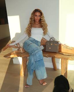 Jena Frumes feet photo thumbnail