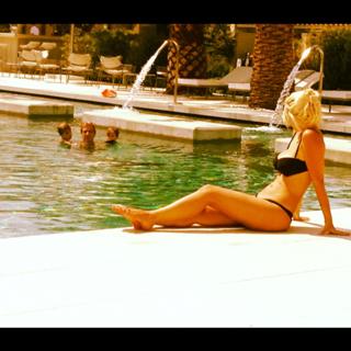 Wanda Nara feet photo thumbnail
