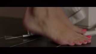 Jessica Rothe feet photo 1