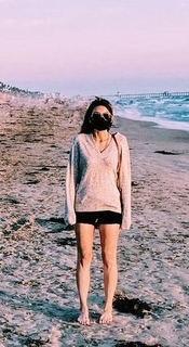 Aimee Teegarden feet photo 1