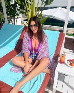 Lisa Snowdon feet photo thumbnail