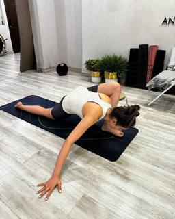 Rakul Preet Singh feet photo thumbnail