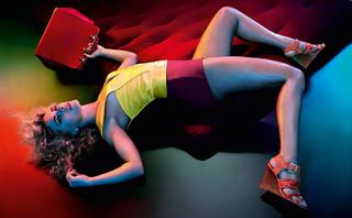 Carolina Dieckmann feet photo thumbnail
