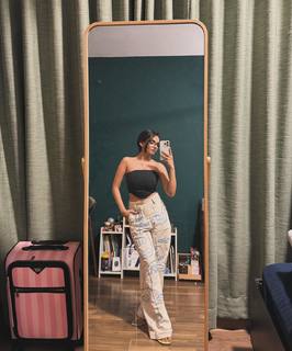 Anushka Sen feet photo thumbnail