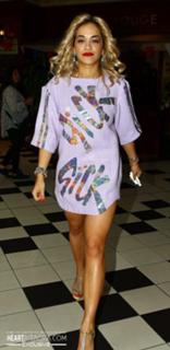 Rita Ora feet photo thumbnail