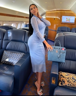 Georgina Rodríguez feet photo thumbnail