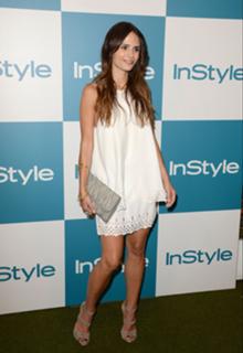 Jordana Brewster feet photo thumbnail